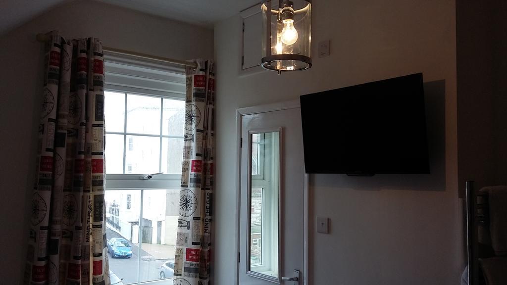 Cambridge House Guest House Eastbourne Rum bild