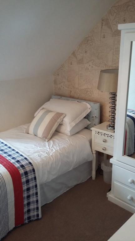 Cambridge House Guest House Eastbourne Rum bild